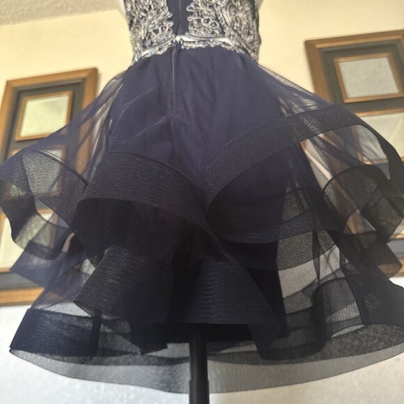 Junior A-Line Skirt Top 2 Piece Dress Set Size 7 Navy Blue Metallic Embroidered - Picture 16 of 16
